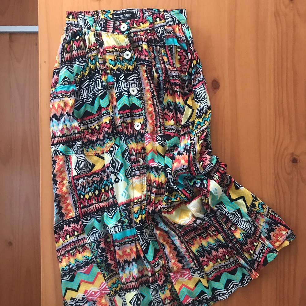 Bold print midi skirt